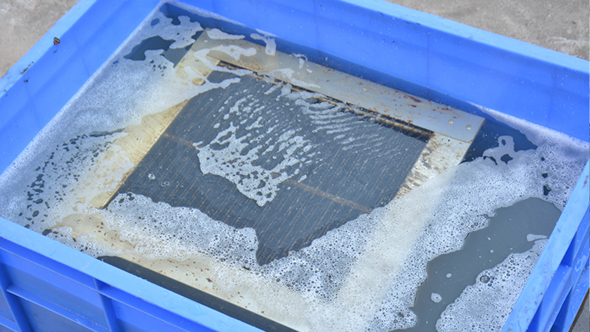 不及時清洗油煙凈化器會有什么問題?